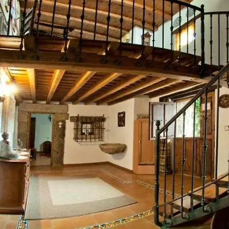 Semesterbostad Lucia Es Amplia Con Pat Cabezas Bajas