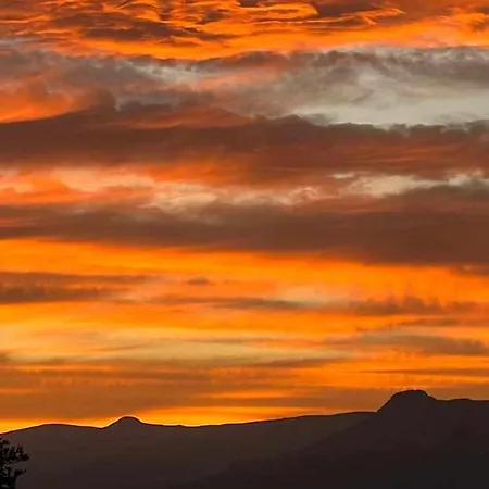 펜션 Lucia Es Amplia Con Pat